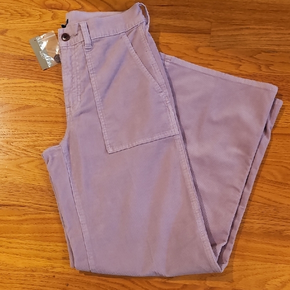 J. Crew Pants - ✨️J. Crew Mauve Corduroy Trousers